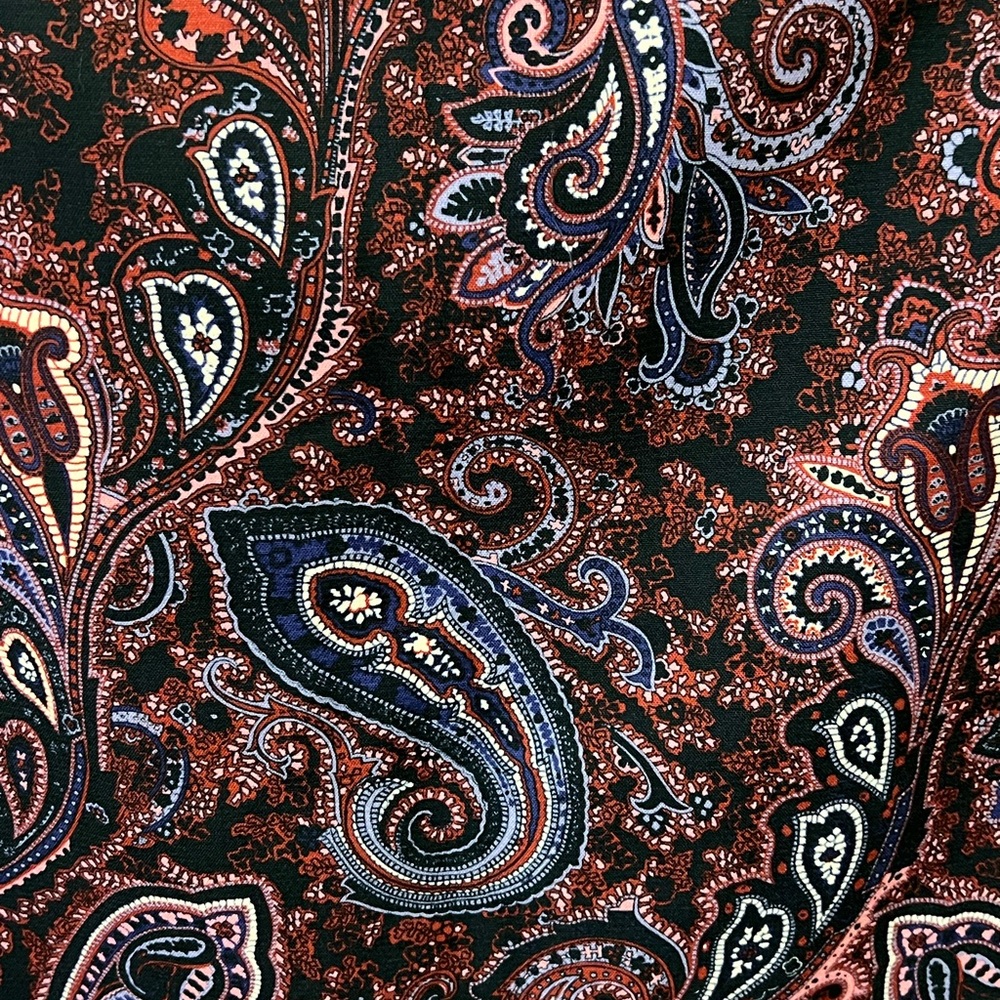 Talbots 10 Burgundy Blue Paisley Concealed Zip Back Slit Lined Pencil Skirt $109 - Picture 7 of 8